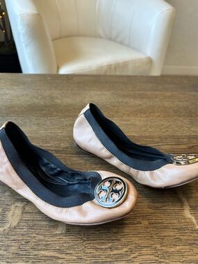 Tory Burch Minnie Travel Ballet Flats Nude Leather Logo Size 6M